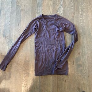 Lululemon long sleeve shirt